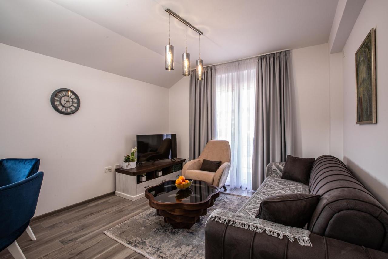 Rest Apartments Nikšić Buitenkant foto